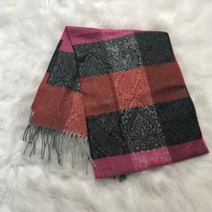 🧣 2/$12 Paisley Print Scarf